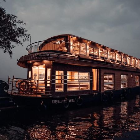 Victoria Houseboats Otel Alappuzha Dış mekan fotoğraf