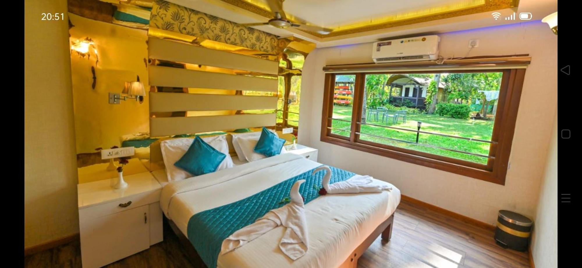 Victoria Houseboats Otel Alappuzha Dış mekan fotoğraf