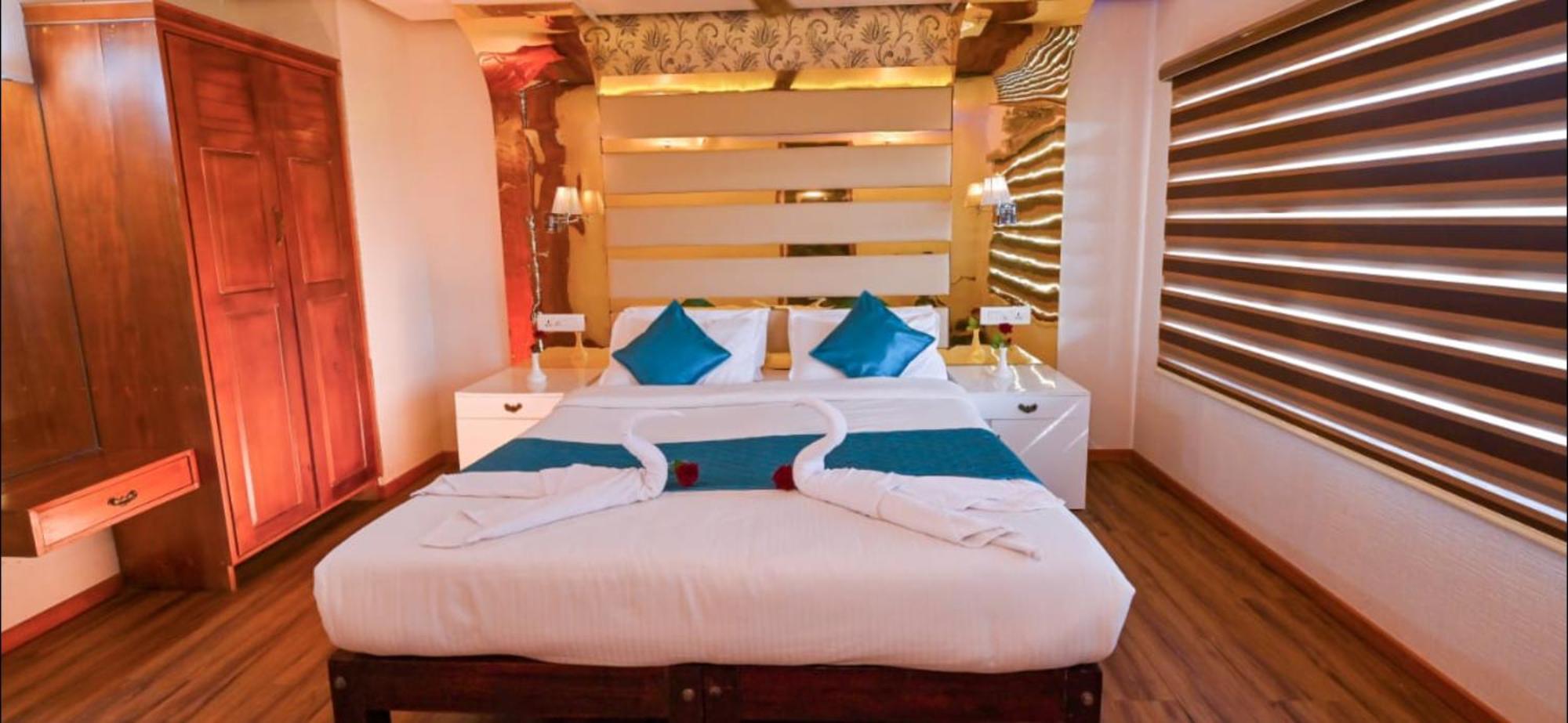 Victoria Houseboats Otel Alappuzha Dış mekan fotoğraf