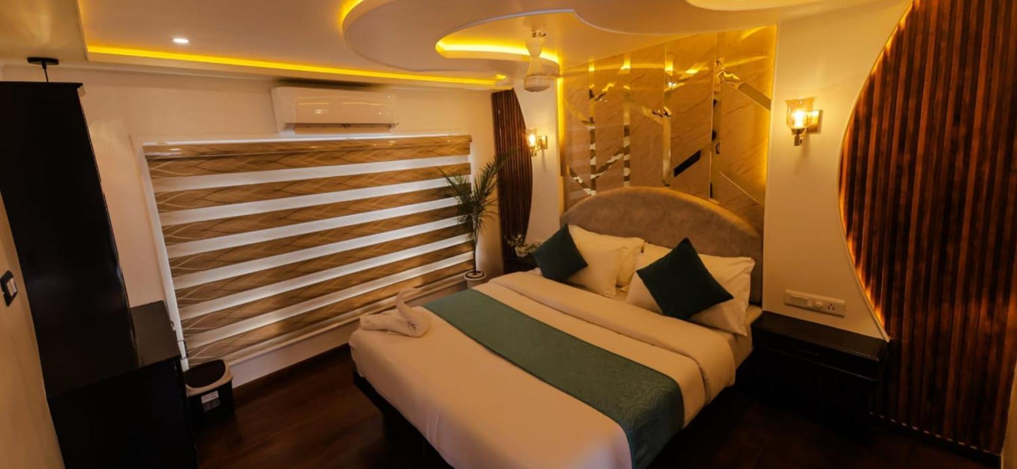 Victoria Houseboats Otel Alappuzha Dış mekan fotoğraf