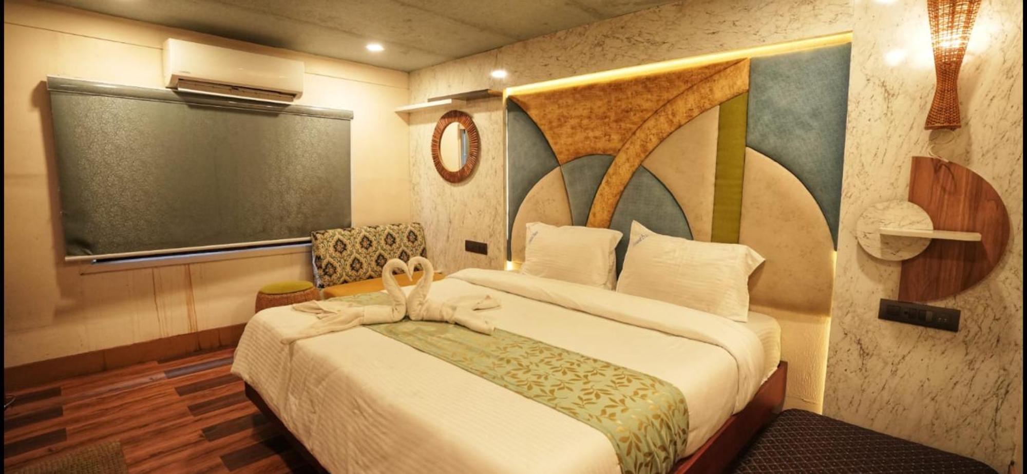 Victoria Houseboats Otel Alappuzha Dış mekan fotoğraf